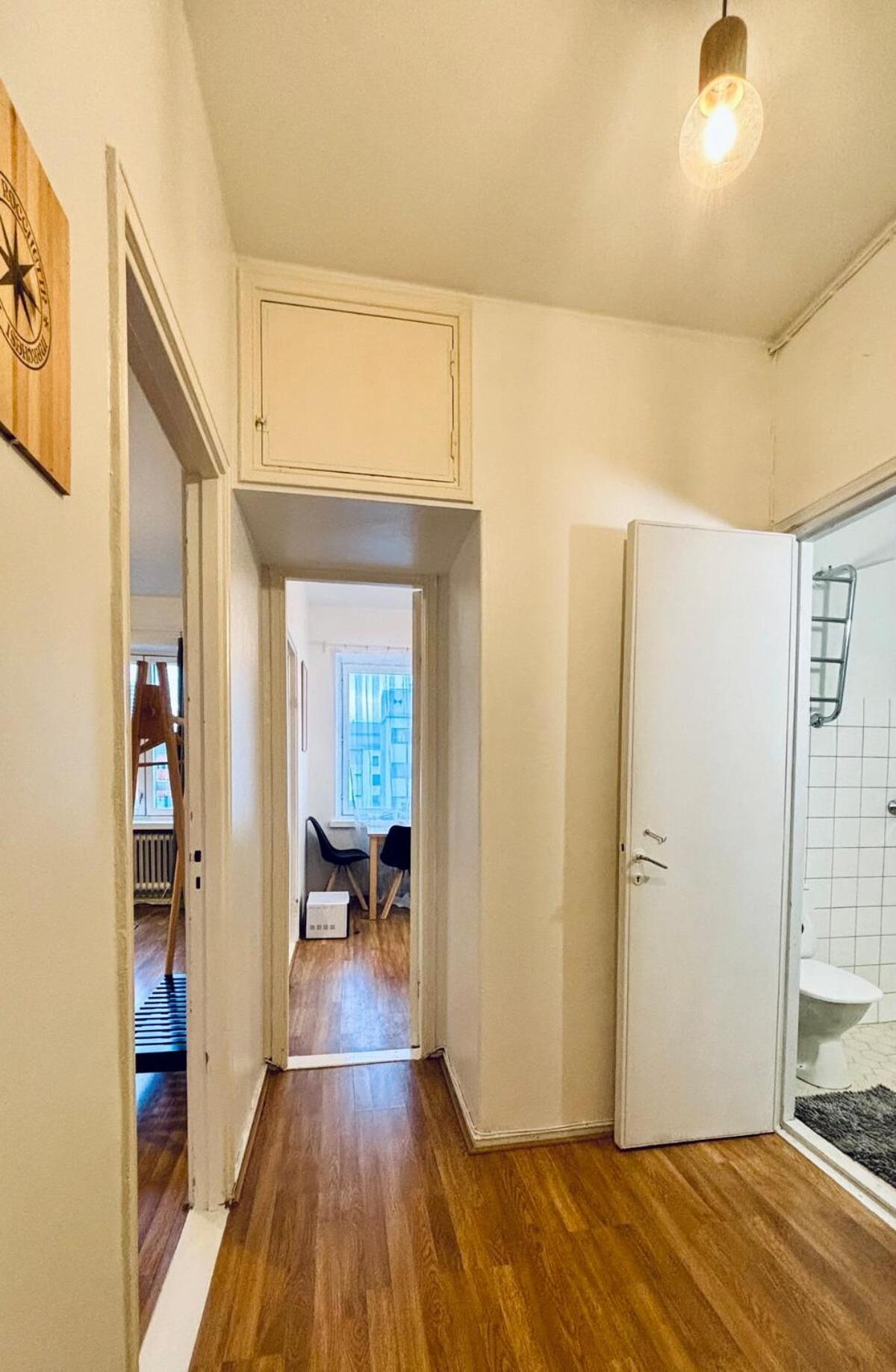 Le Petit Sommelier - 1 Bedroom, Near Metro, Garden View Helsinki